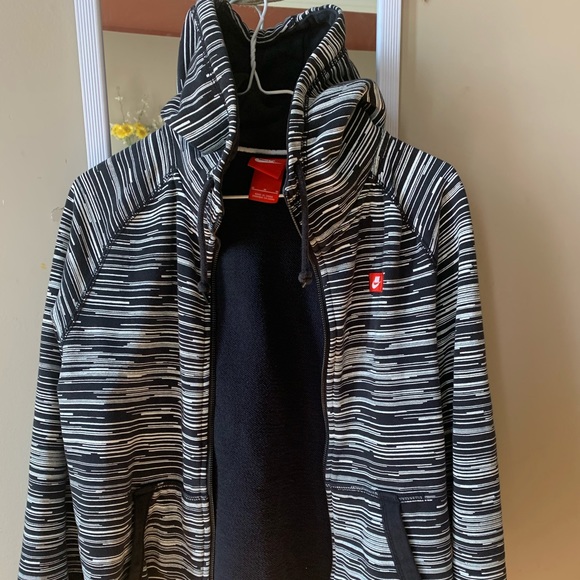 Hardly worn  and very Good conditions.. - Picture 3 of 7